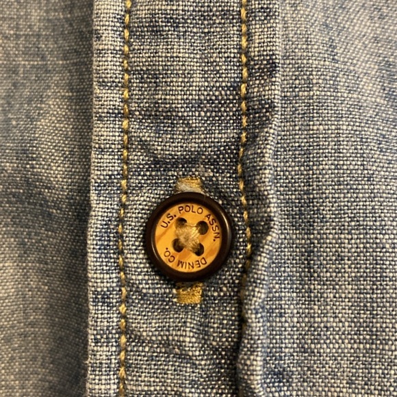 U.S. Polo Denim Stars and Stripes Button Down 🇺🇸 - Picture 8 of 10